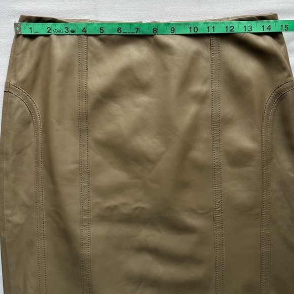 Etcetera Luxe Soft Leather Taupe Skirt - Picture 6 of 8
